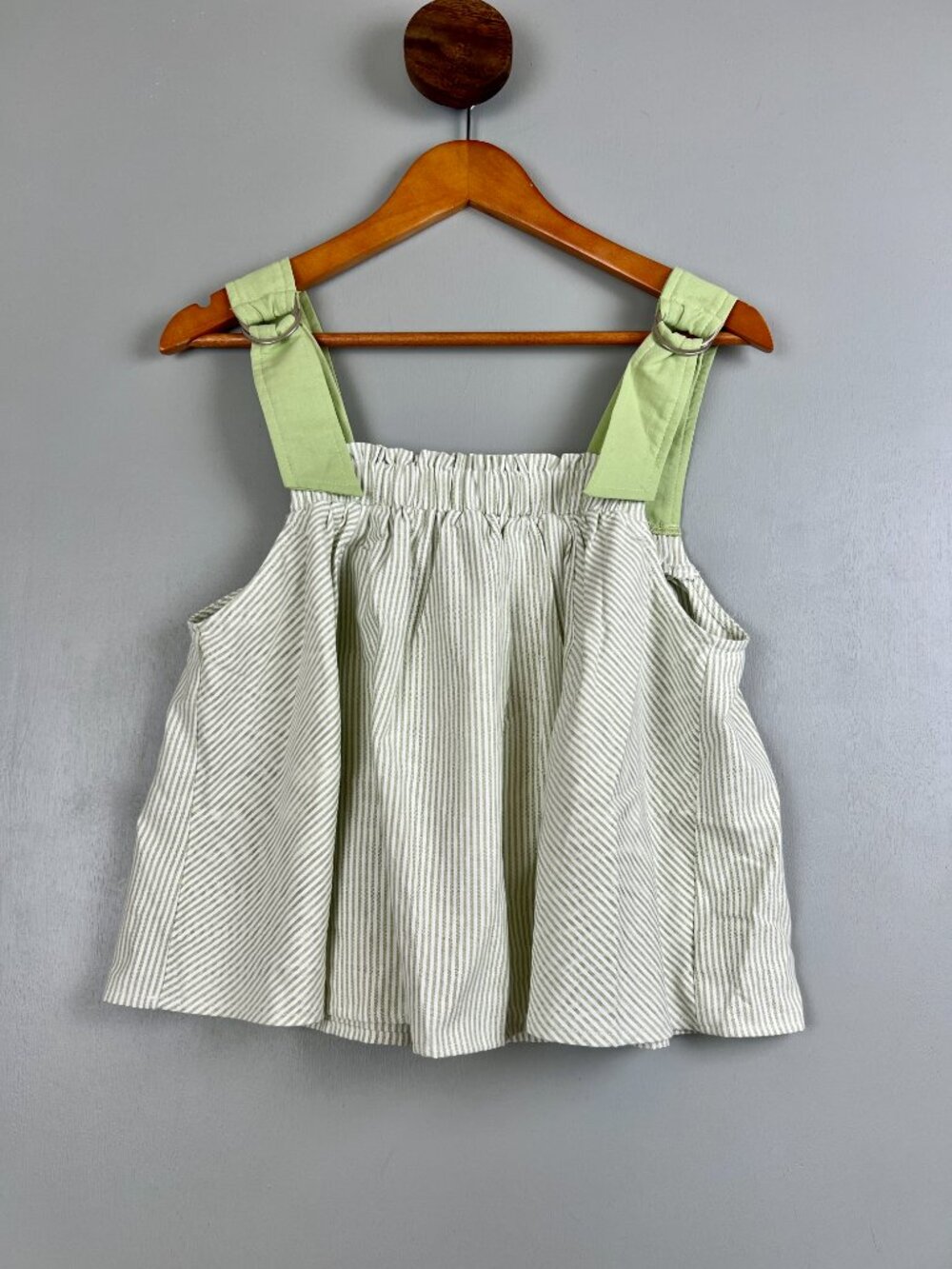 Peach Love California Buckle Shoulder Crop Top Sage Green Stripe Small NWOT - Picture 2 of 4